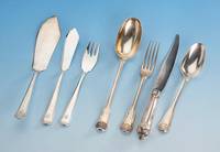 Besteck fÜr 6 Personen, Frankreich um 1890, Meistermarke A. Auger, 950er Silber, FrÜhbarockstil mit stil. Muschelemblem, best. aus: 6 ...