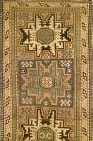 Shirwan, Kaukasus, um 1900, Wolle auf Wolle, ca. 186 x 101 cm, Schätzwert: 2200.- EURO, EHZ: 4