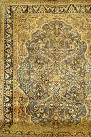 Ghom alt, Persien, ca. 60 Jahre, Wolle auf Baumwolle, ca. 342 x 250 cm, Schätzwert: 3300.- EURO, Ehz: 2, mit Seide verarbeitete fe ine ...