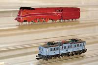 Stromlinienlok, MÄrklin, um 1970, Spur HO, Nr. 3089, rot, intakt, fast unbespielt