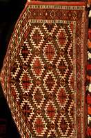 Asmalyk Antik, Turkmenistan, um 1910, Wolle auf Wolle, ca. 116 x 85 cm, Schätzwert: 1200.- EURO, EHZ: 3
