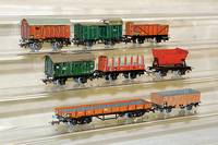 Konvolut MÄrklin-Wagen, 40er/50er Jahre, Spur HO, best aus: 391.7, 391.2, 371.4 (Aufschrift 365), 381.7, 2 x 390.3, 310.2, 311 .1. 372.6 und ...