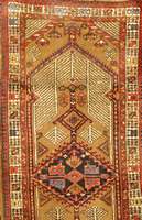 Garadje, Persien, um 1920, Wolle auf Wolle, ca. 315 x 93 cm, Schätzwert: 1500.- EURO, EHZ: 3-4, feste Knüpfqualität.