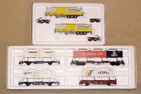 Konvolut 2 MÄrklin-Wagen-Sets, Spur HO, best aus: Nr. 48040 (Doppel-Einheit KOMBIRAIL Sattelauflieger, 1997-2002) und 47681 (Wagen -Set ...