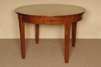 Runder Ausziehtisch, im Biedermeierstil, Mahagoni massiv, Mahagonifurnier, 4 Einlegeplatten von jeweils 65 cm, Platte mit Fadenintarsien, eckige ...