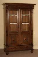 BÜcherschrank, deutsch, um 1880, GrÜnderzeit , Korpus Weichholz, Eichefurnier, auf KugelfÜßen, Lisenen mit vorgesetzten gedrechselten ...
