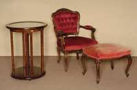 Trommeltisch, Österreich, um 1900, Thonet, Bugholz, 8-sÄulig mit elipsenhafter Verzierung, Glaseinsatz, teilrestauriert, 1 Fuß durch Wurmbefall ...