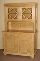 KÜchenschrank, deutsch, um 1910, sogenanntes ReformmÖbel, auf Rahmen gearbeitet, Kiefer und Zierbelkiefer, BeschlÄge sekundÄr, ...
