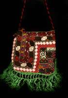 Damenhandtasche, Usbekistan, um 1930, Seidenbestickt, ca. 18 x 18 cm, Schätzwert: 550.- EURO, EHZ: 2, guter Zustand, selten.