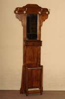 Jugendstil-Garderobe, Frankreich, um 1900, Eiche massiv, umlaufend eingefaßter Spiegel, SchirmstÄnder mit Traufschale, aufklappbares ...