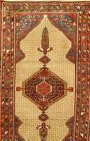 Koliai alt, Persien, ca. 70 Jahre, Wolle auf Baumwolle, ca. 194 x 105 cm, Schätzwert: 1400.- EURO, EHZ: 3, altersbedingt in einen gu ten Zustand.