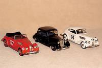 BMW-Rennwagen, Schuco, 90er Jahre, Einmalige Ausgabe fÜr Post Museum Shop, Frankfurt, im orig. Karton, unbespielt, ohne Figuren (Pos. links)