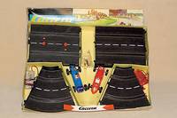 Carrera-Bahn, um 1960, Nr. 301, bez. "Avus", vollstÄndig, ohne Trafo, im orig. Karton, guter Zustand, wohl eine der ersten ...