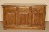 Anrichte, im englischen Stil von 1810, George III, Eiche massiv, RÜckwand Tischlerplatte, 3 TÜren und 3 Schubladen, FÜllungen kassettiert, ...