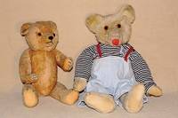Teddy-BÄr, um 1940, ungemarkt, weißblonder MohairplÜsch, Ledernase, wohl sek., z.T. neu genÄht, nicht stÖrend, altersbed. gut erhalten , ...