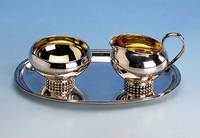 Set: ZuckerschÄlchen und Sahngießer auf Tablett, 925er Silber, Gew. ca. 280 g, H. ca. 4.5 und 6 cm; Tablett oval 20 x 13 cm