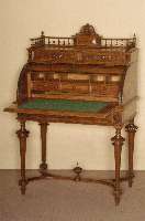 DamensekretÄr, Holland, um 1870, Eiche massiv, auf gedrechselten Beinen, verstrebt, Arbeitsplatte ausziehbar, mit Filz eingelegt, unter der ...