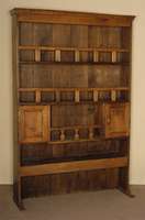 Tellerboard, Frankreich, um 1780, Kirschbaum und Kastanie massiv, auf Kufen, 2-tÜrig, Ablagen mit Galerie, unterste Ablage durchbrochen, ...