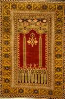 Giordes Alt, Türkei, um 1920, Wolle auf Wolle, ca. 171 x 122 cm, Schätzwert: 3500.- EURO, EHZ: 2, altersbedingt in einen sehr gute n ...