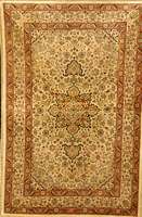 Türkischer Seidenteppich, Türkei, um 1960, reine Naturseide, ca. 150 x 99 cm, Schätzwert: 2500.- EURO, EHZ: 2, altersbedingt in einen se hr guten ...