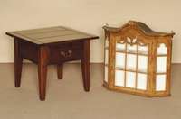 HÄngeschrÄnkchen, Holland, Nußbaum massiv, Nußbaumfurnier, Barockstil, verglast und versprosst, vielfach verwendbar, AbschlußbekrÖnung, ...
