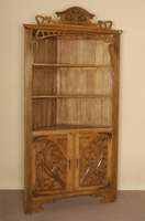 Eckschrank, deutsch, um 1900, Jugendstil, Eiche massiv, RÜckwand z.T. Weichholz/Hartholz , BekrÖnung mit typisch durchbrochenen ...