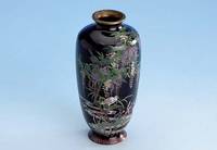 Vase, Japan um 1900, bt. Cloisonne-Email mit Landschaftsszene, BlÜten, Farne und VÖgel, H ca. 12.5 mm