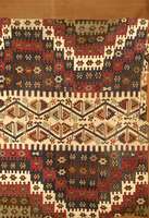Avanus Kelim (2 Fragmente), Türkei, um 1900, Wolle auf Wolle, ca. 200 x 136 cm, Schätzwert: 1800.- EURO, EHZ: 3