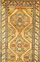 Sarab, Persien, um 1920, Wolle auf Baumwolle, ca. 226 x 103 cm, Schätzwert: 1800.- EURO, EHZ: 3