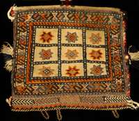 Gashgai Tasche Antik, Persien, um 1900, Wolle auf Wolle, ca. 48 x 42 cm, SchÄtzwert: 1000.- EURO, EHZ: 3 (altersbedingt in einen gu ten ...