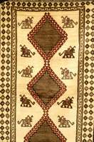 Gabbeh Alt, Persien, ca. 50 Jahre, Wolle auf Wolle, ca. 236 x 128 cm, Schätzwert: 1000.- EURO, EHZ: 2-3