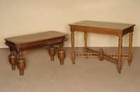 Wand- bzw. Beistelltisch, England, um 1880, viktorianisch, Mahagoni massiv, z.T. furniert, Beine auf Rollen, galeriefÖrmige Verstrebung, Platte ...