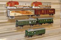3 sogen. DonnerbÜchsen, MÄrklin, 1952 u. 57, Spur HO, Persw. 392/1 3. Klasse, GepÄckw. 329/4 und GepÄckw. 4003, alle in orig. Kartons , l. ...
