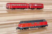 Schienenbus, MÄrklin, 1955, Spur HO, dazu Beiwagen Nr. 4018, dieser im orig. Karton, intakt, bespielt, jedoch guter Zustand