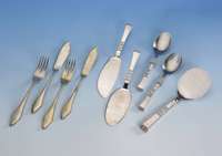 Fischbesteck fÜr 6 Personen, deutsch um 1910, Jugendstil, 800er Silber, best. aus: 6 Messer und 6 Gabeln, zus. ca. 545 g