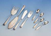 Fischbesteck fÜr 6 Personen, deutsch Grimminger SchwÄbisch GmÜnd um 1920/30, 800er Silber, Bes.-Monogr., strenge, lineare Form, best. aus: 6 ...