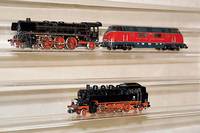 Dampf- und Diesellok, MÄrklin, 70er/80er Jahre , Spur HO, Dampflok mit Tender, beide intakt , bespielt