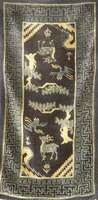 Pow Tow Antik, China, um 1900, Wolle auf Baumwolle, ca. 134 x 64 cm, SchÄtzwert: 3100.- EURO, EHZ: 2