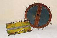 Konvolut Drehscheibe und beschrankter BahnÜbergang, 20er Jahre, Drehscheibe Spur 1 , MÄrklin, D. ca. 32 cm, Fkt. nicht gerpÜft; BahnÜbergang ...