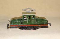 E-Lok, MÄrklin, Spur 0, 30er/40er Jahre, RV 890, grÜn, Blech, l. bespielt, Uhrwerk, Fkt. nicht geprÜft, L. ca. 19 cm, ohne SchlÜssel, sammelw.