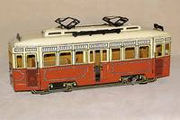Straßenbahn, Berlin, um 1950, gemarkt SG Made in Germany, Blech, bunt lithographiert, Uhrwerk, diese intakt, mit Beleuchtung, diese Fkt. nicht ...