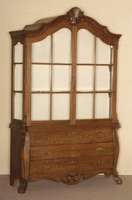 Barockstilvitrine, Holland, um 1900, Eiche massiv, z.T. furniert, seitenverglastes Oberteil mit dahinterliegenden geschweift ausgesÄgten ...