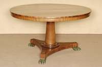 Großer runder Eßtisch, England, um 1820, Platte Mahagoni massiv, Fuß und Zarge z.T. furniert, sÄulenfÖrmiger Fuß mit Plateau, in Tatzen ...