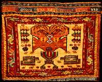 Sehr seltene Weissgrundige Tasche Antik, Nor dwestpersien, reine Pflanzenfarben, 19.Jahrhun dert (um 1890/1900), gute alte Wolle geknüpft auf ...
