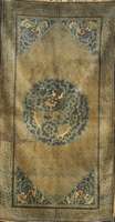 Seltener Drachenteppich Anti, China, um 1900, Wolle auf Baumwolle, ca. 170 x 95 cm, SchÄtzwert: 5000.- EURO, EHZ: 3