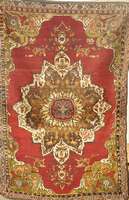 Anatol Alt, Türkei, um 1920, Wolle auf Wolle, ca. 173 x 112 cm, Schätzwert: 2500.- EURO, EHZ: 2-3
