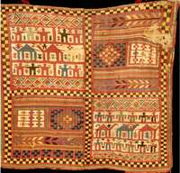 Textil Usbekistan Antik, reine Naturfarben, 18.Jahrhundert (um 1800), Wolle geknüpft auf W olle, ca. 134 x 122 cm, flachgewebe (sehr fein e ...