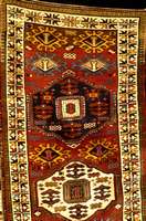 Medallion Kazak Antik, Kaukasus, um 1900, Wolle auf Wolle, ca. 226 x 135 cm, SchÄtzwert: 14500.- EURO, EHZ: 2 (altersbedingt in einen p erfekten ...