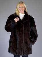 Nerzjacke, Gr. 44, 2 Einschubtaschen, Paisley-Innenfutter, Ärmel mit Manschetten, RÜckenl. ca. 77 cm, Gebr.-Spuren
