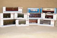 Konvolut 8 GÜterwÄgen, MÄrklin, Spur HO, 80er/90er Jahre, best. aus: Nr. 46040, 2 x 4717, 4781, 4475, 4633, 4698 und 4460, alle l. bespielt, ...